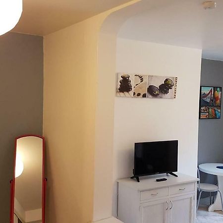 10 Rue des Récollets 1er gauche Apartamento Brive-la-Gaillarde Exterior foto